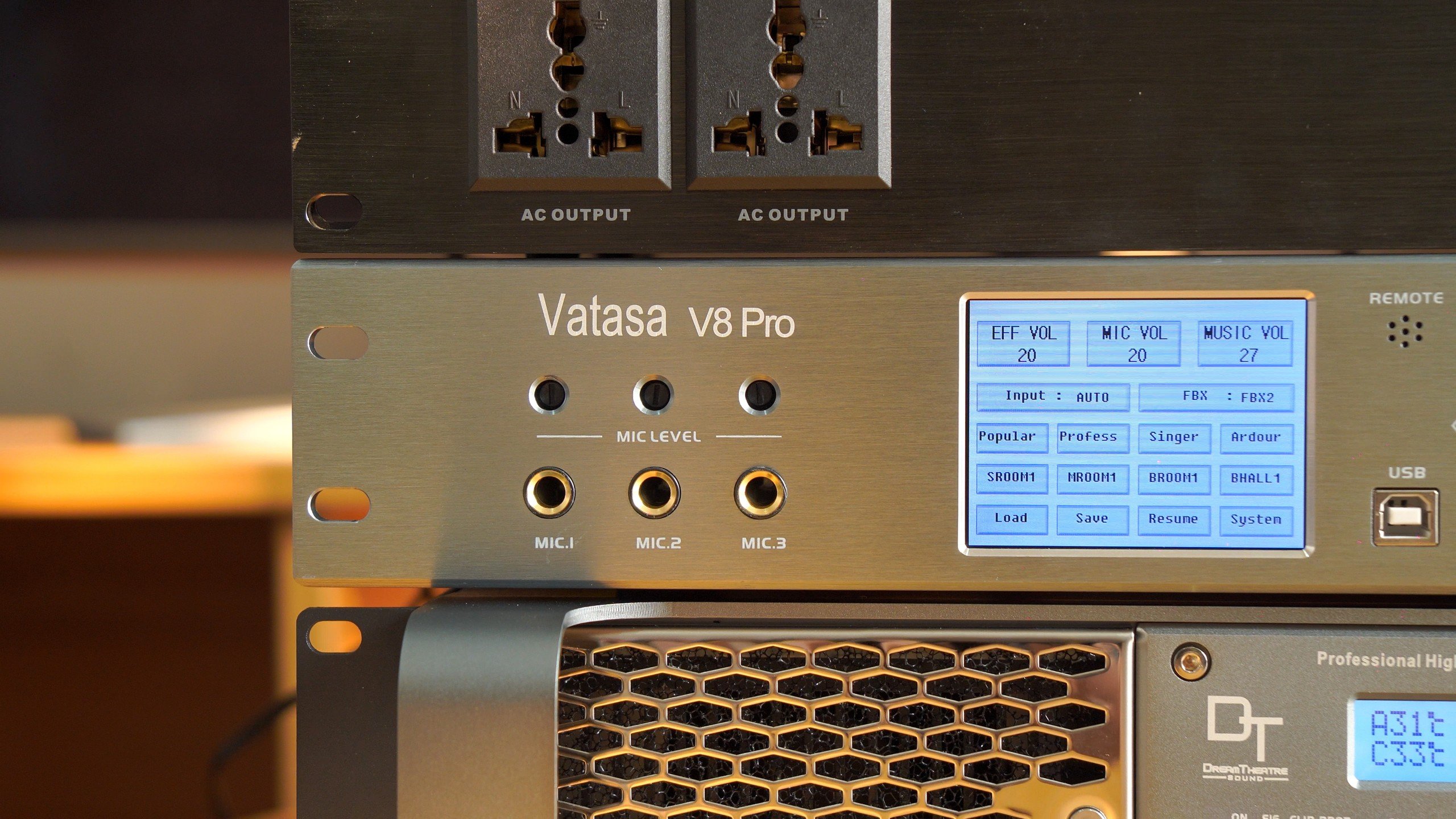 Khách hàng Minh Hoàng đánh giá về sản phẩm Dàn karaoke DT TT293: Delta12+T900+V8Pro+Lion406+Delta115+p9Luxury